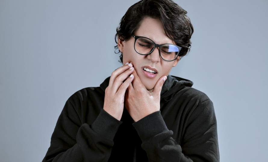 TMJ jaw pain at Michiana Family Dental in South Bend, IN